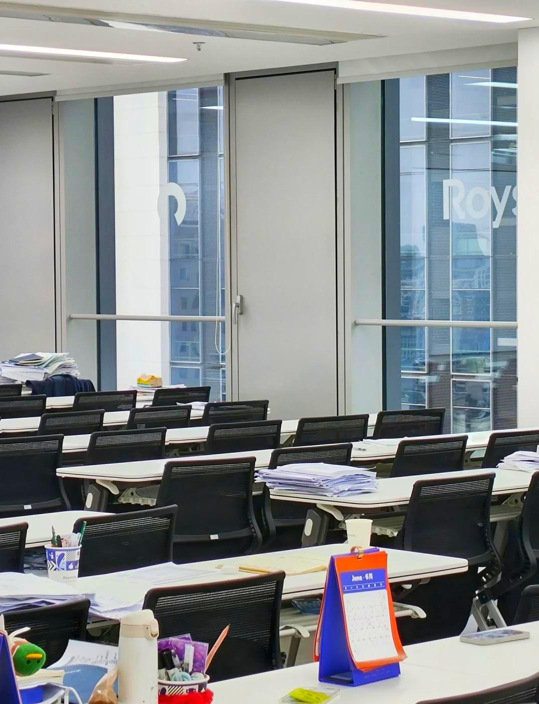 小学上国际学校还是公立学校?